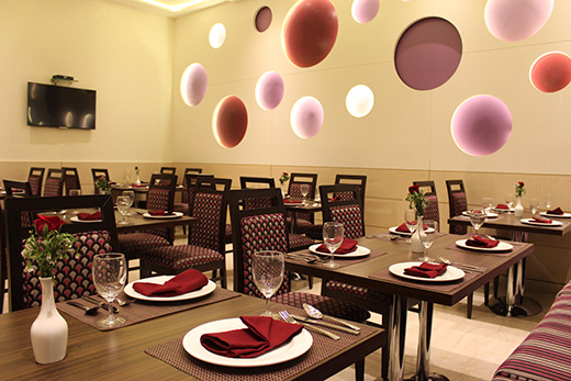 Dining Restaurant amrapali hotel